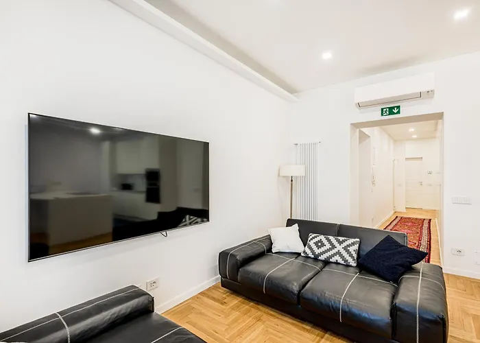 Cola Di Rienzo Big Apartman